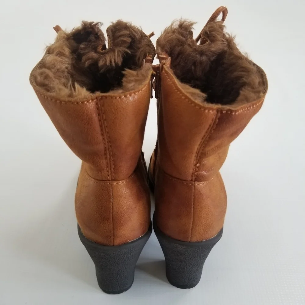 Aerosoles Pruffessor Faux Fur Ankle Boots Size 8.5 Near New - Picture 4 of 8